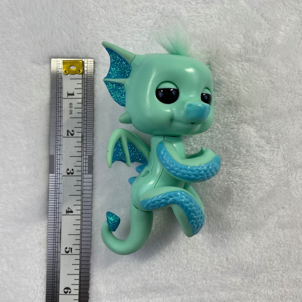 Working WowWee Fingerlings Baby Dragon Interactive Toy Mint Green Blue Glitter - Picture 9 of 9